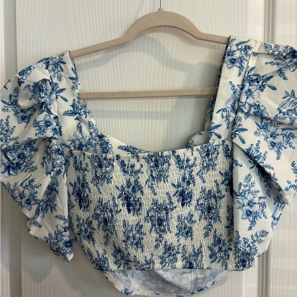 Crop top